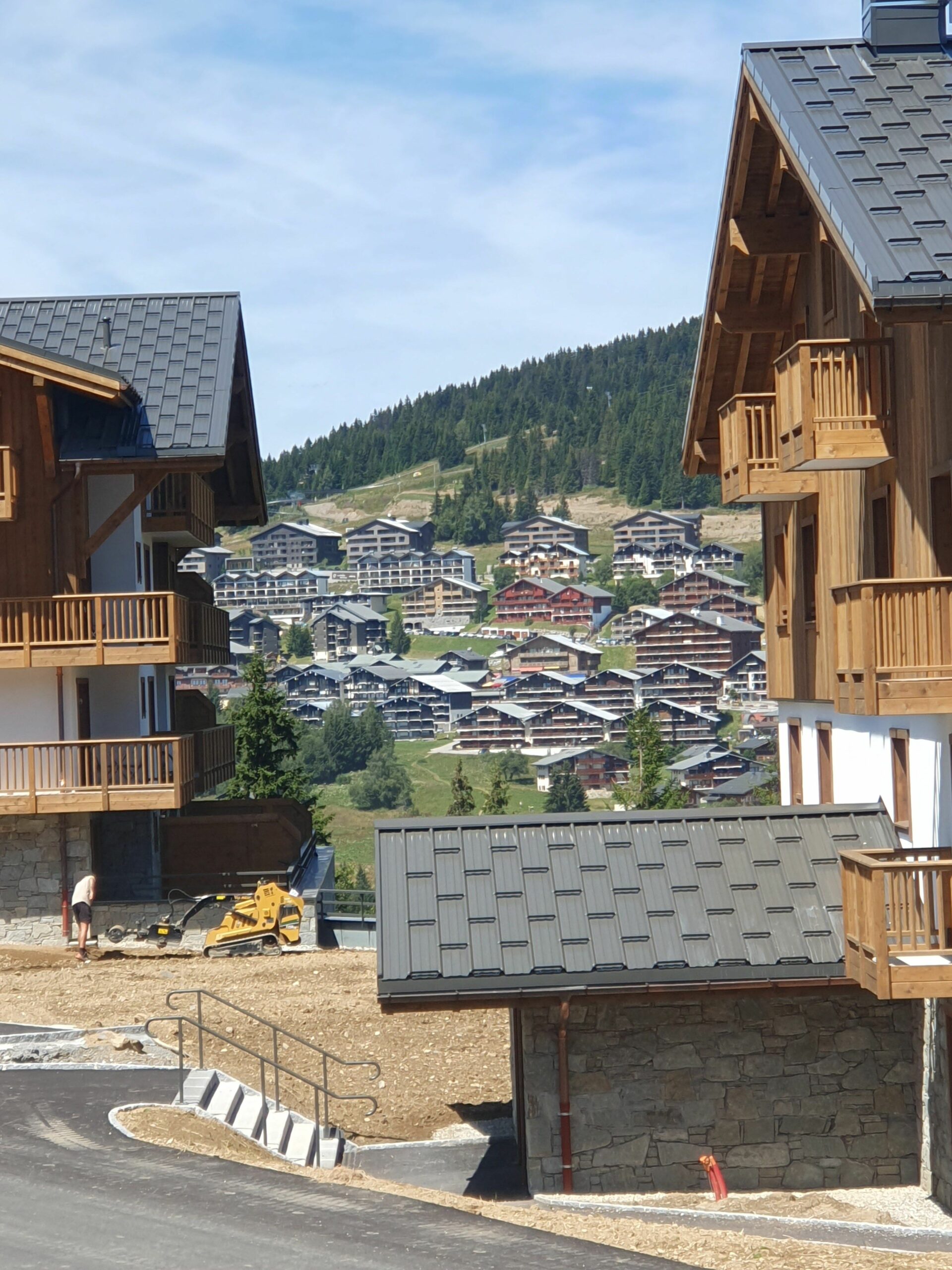 Vue sur la station de la terrasse