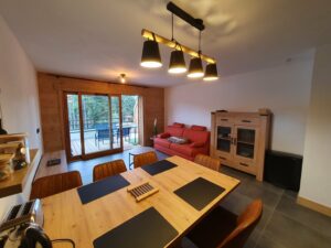 Revacimes*** : AKASHA haut standing + prise de recharge 